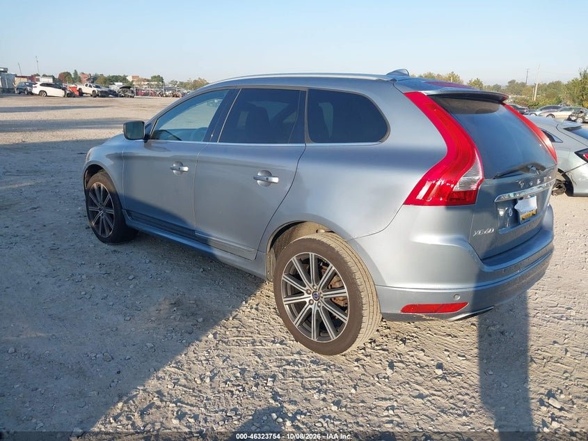 2017 Volvo XC60 T6 INSCRIPTION